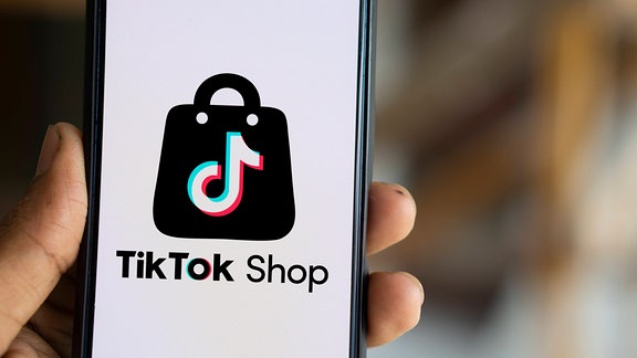 Tiktok Shop logo