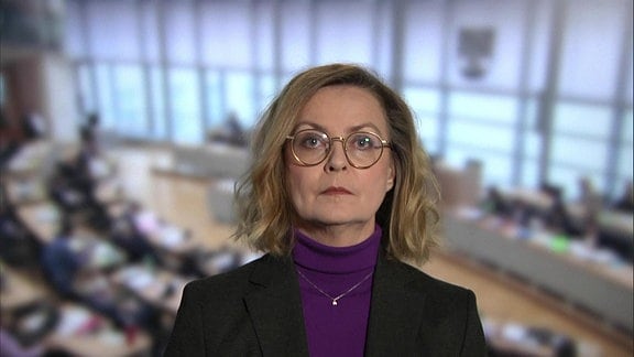 MDR-Politikredakteurin Sabine Falk-Bartz