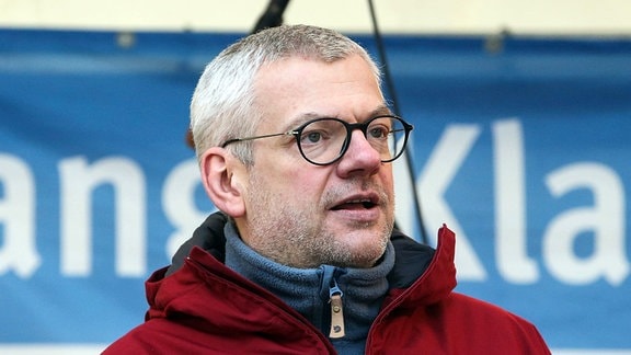 Landesjugendpfarrer Peter Herfurth spricht auf der 10. Meile der Demokratie in Magdeburg, 2018