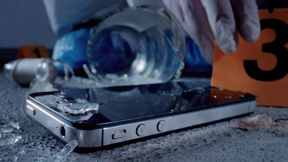 ein zerschlagenes Handy